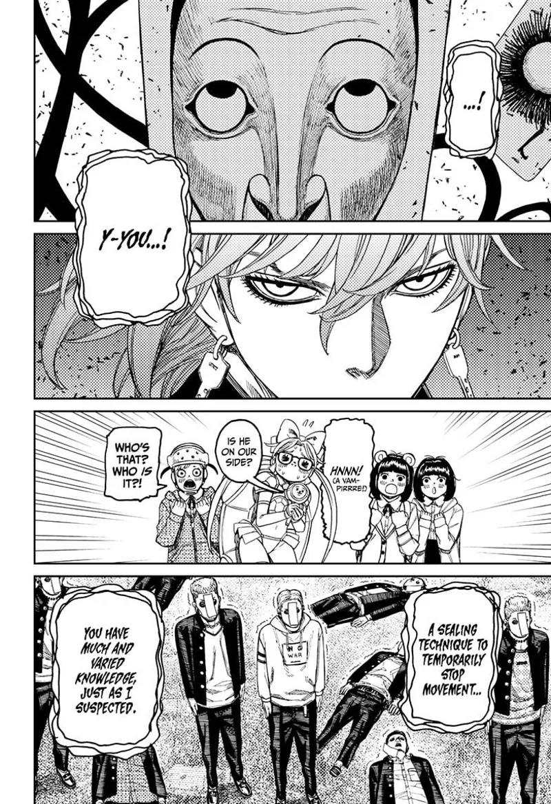 The Fairy-Tale Card recognizes the new person who arrived. The new guy looks at him. Rin blushes. The thugs stop moving.